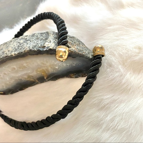 NWOT Black Rope Chocker With Gold Ends - Picture 4 of 4
